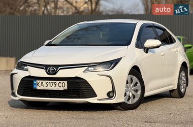 Седан Toyota Corolla 2020 в Новомосковске