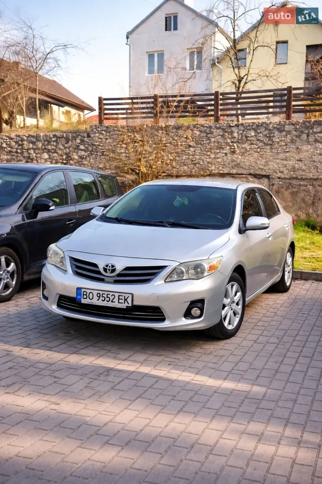 2011 Toyota Corolla - мініатюра 21