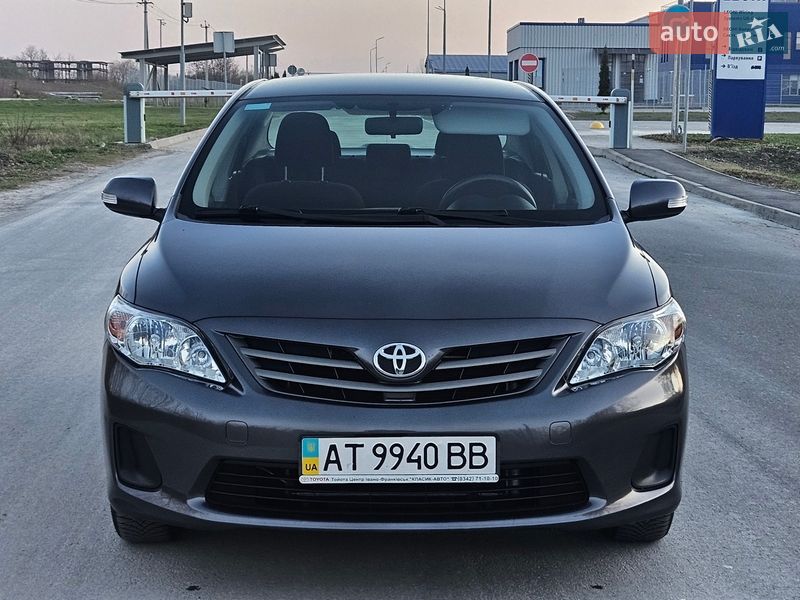 Седан Toyota Corolla 2011 в Коломиї фото Седан Toyota Corolla 2011 в Коломиї