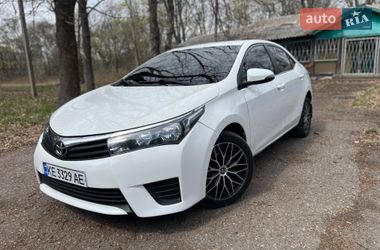 Седан Toyota Corolla 2017 в Желтых Водах