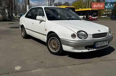 Седан Toyota Corolla 1997 в Одессе