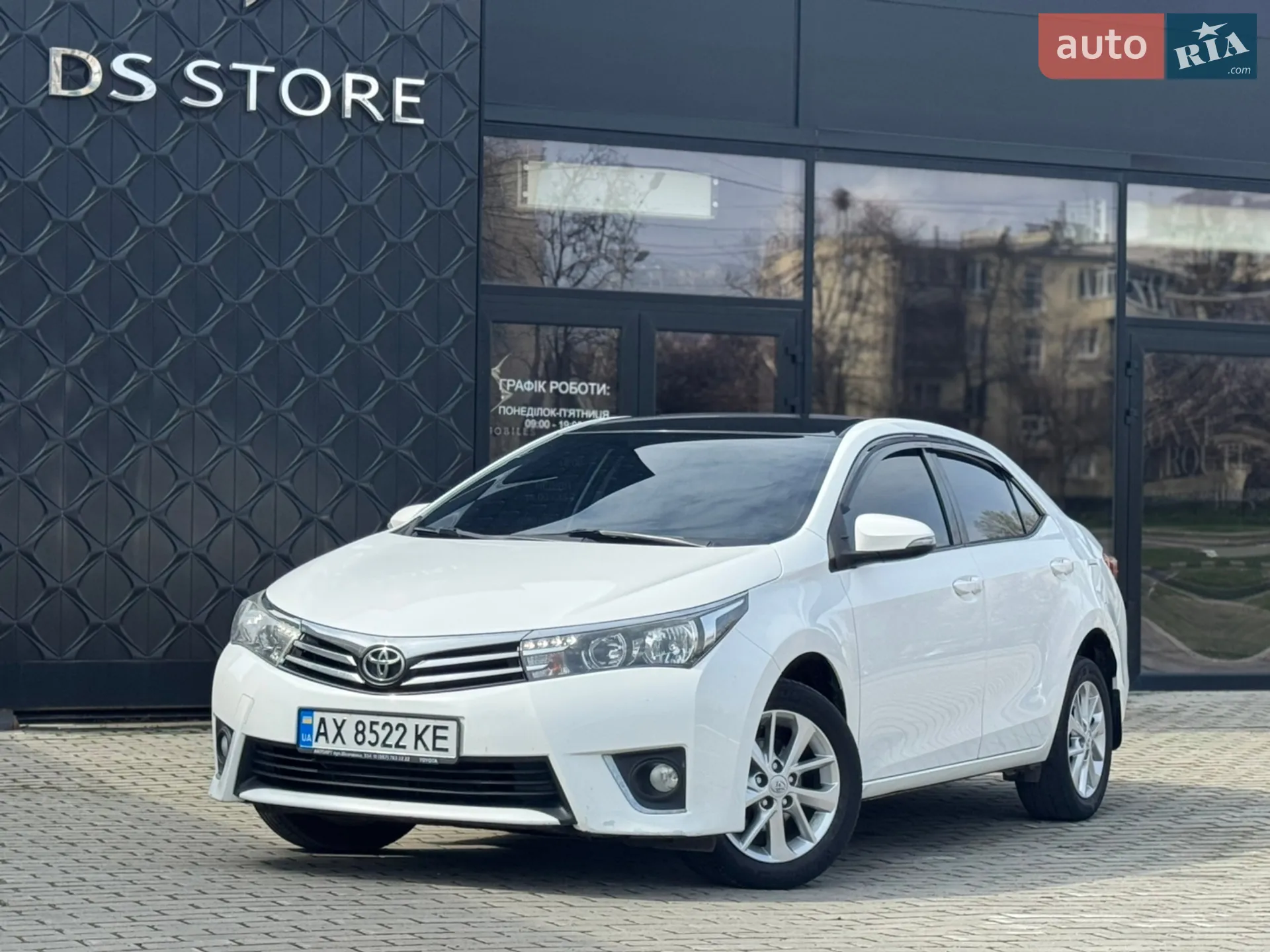 2014 Toyota Corolla - мініатюра 2