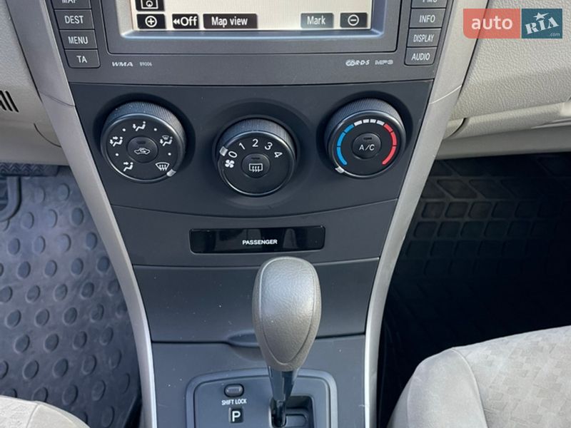 Седан Toyota Corolla 2008 в Киеве