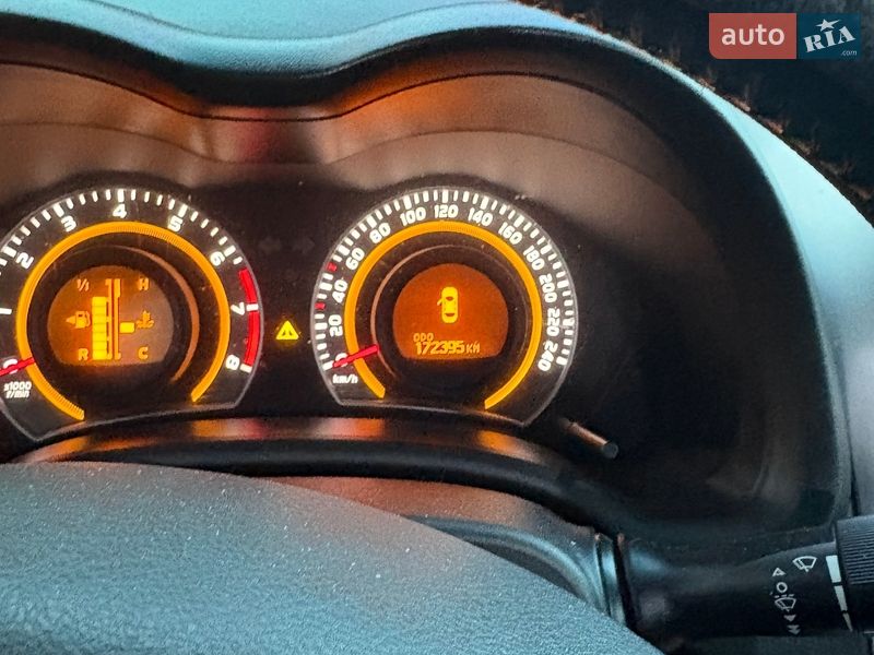 Седан Toyota Corolla 2013 в П'ятихатках