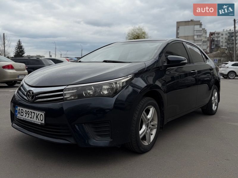 Седан Toyota Corolla 2013 в Вінниці
