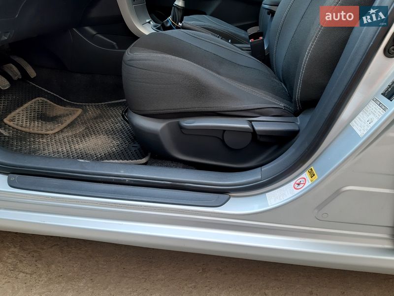 Седан Toyota Corolla 2007 в Ивано-Франковске фото 19 Седан Toyota Corolla 2007 в Ивано-Франковске