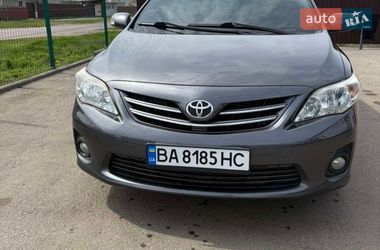 Седан Toyota Corolla 2010 в П'ятихатках