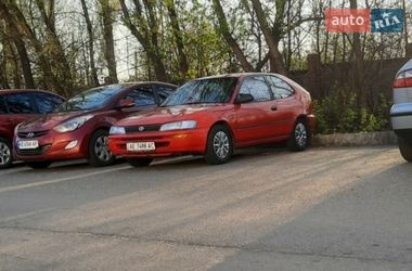 Хэтчбек Toyota Corolla 1994 в Кривом Роге