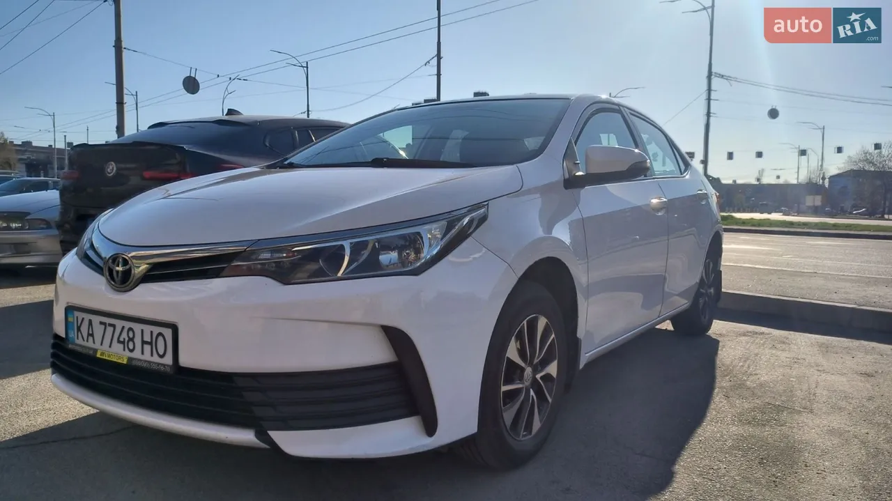 2017 Toyota Corolla - мініатюра 8