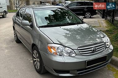 Седан Toyota Corolla 2003 в Киеве