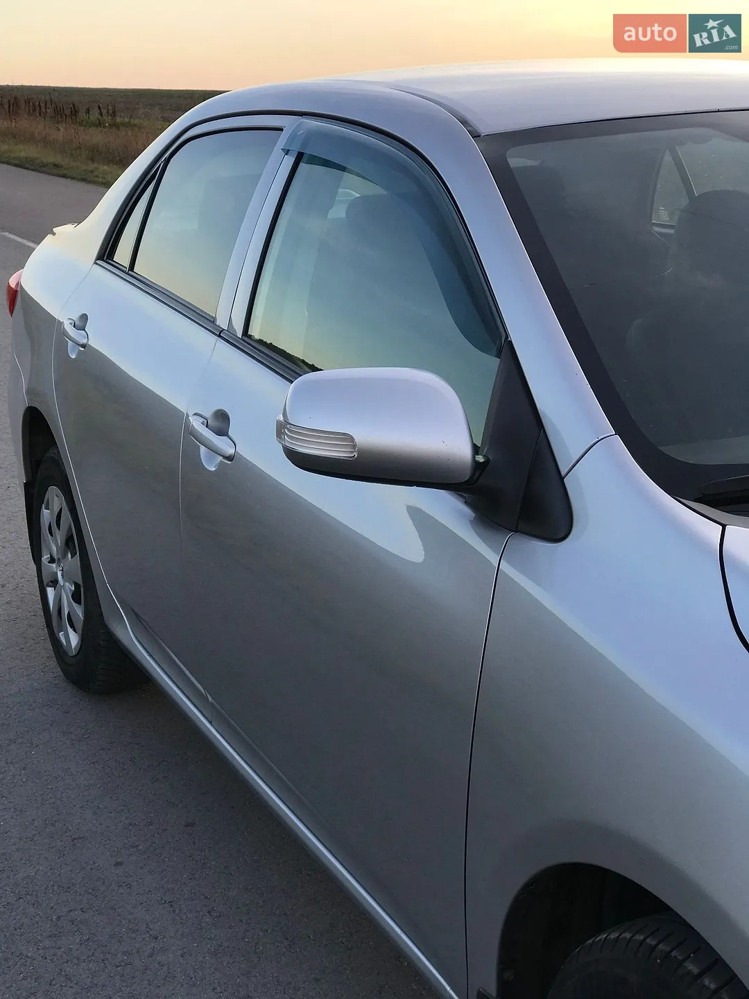2011 Toyota Corolla - мініатюра 2