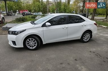 Седан Toyota Corolla 2013 в Києві