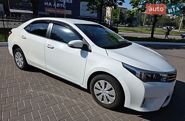 Седан Toyota Corolla 2014 в Києві