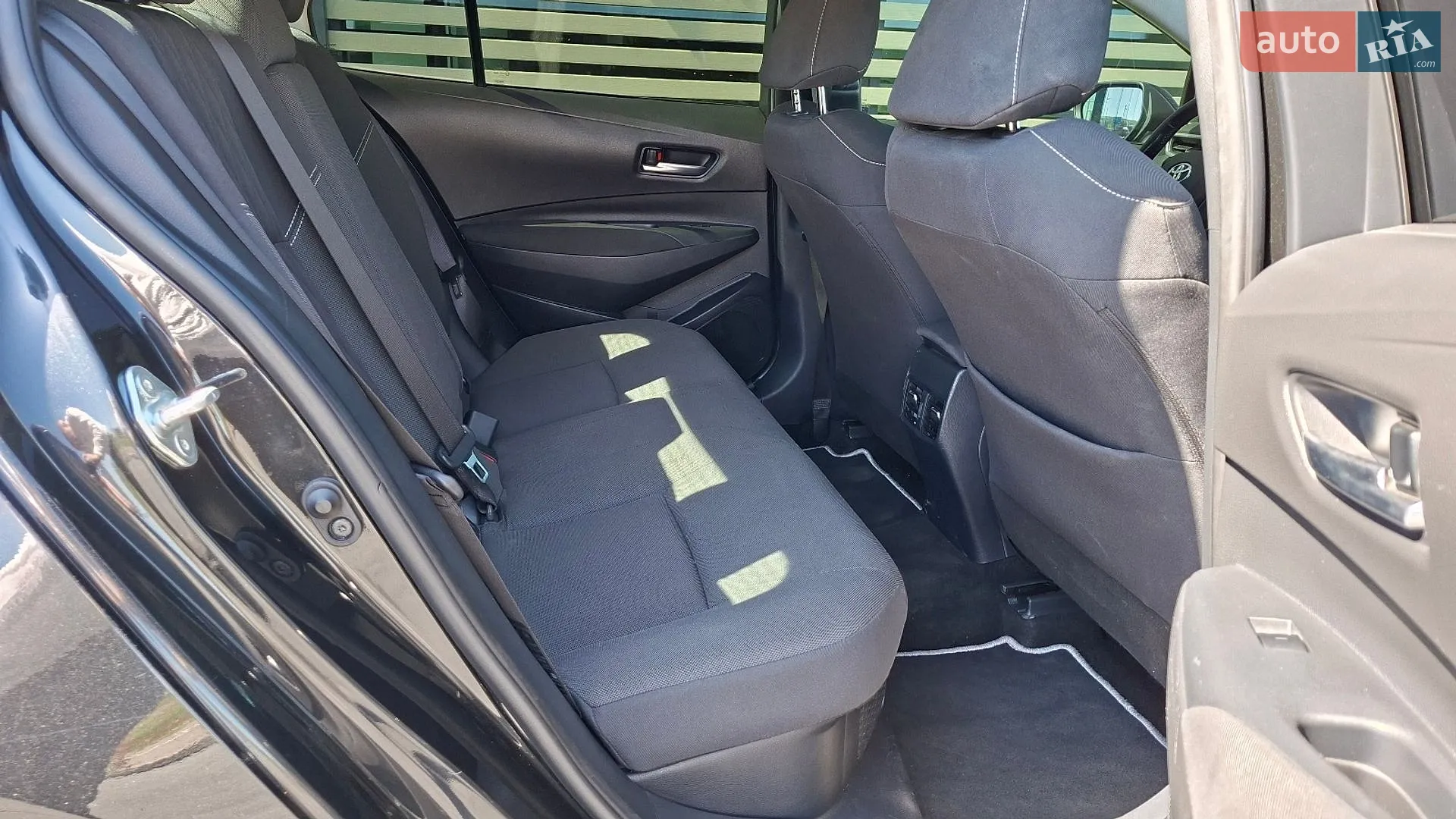 2019 Toyota Corolla - мініатюра 10