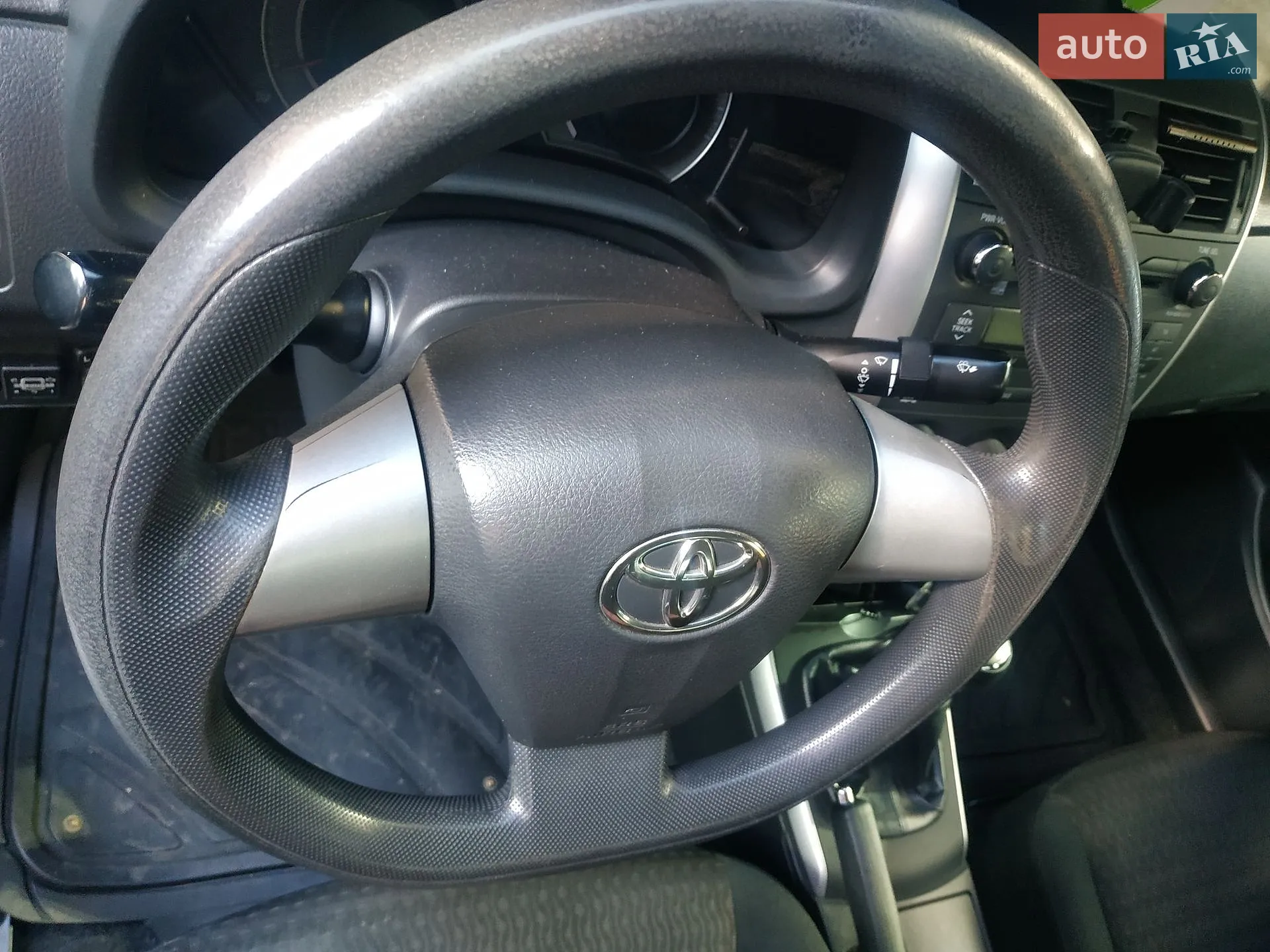 2011 Toyota Corolla - мініатюра 31