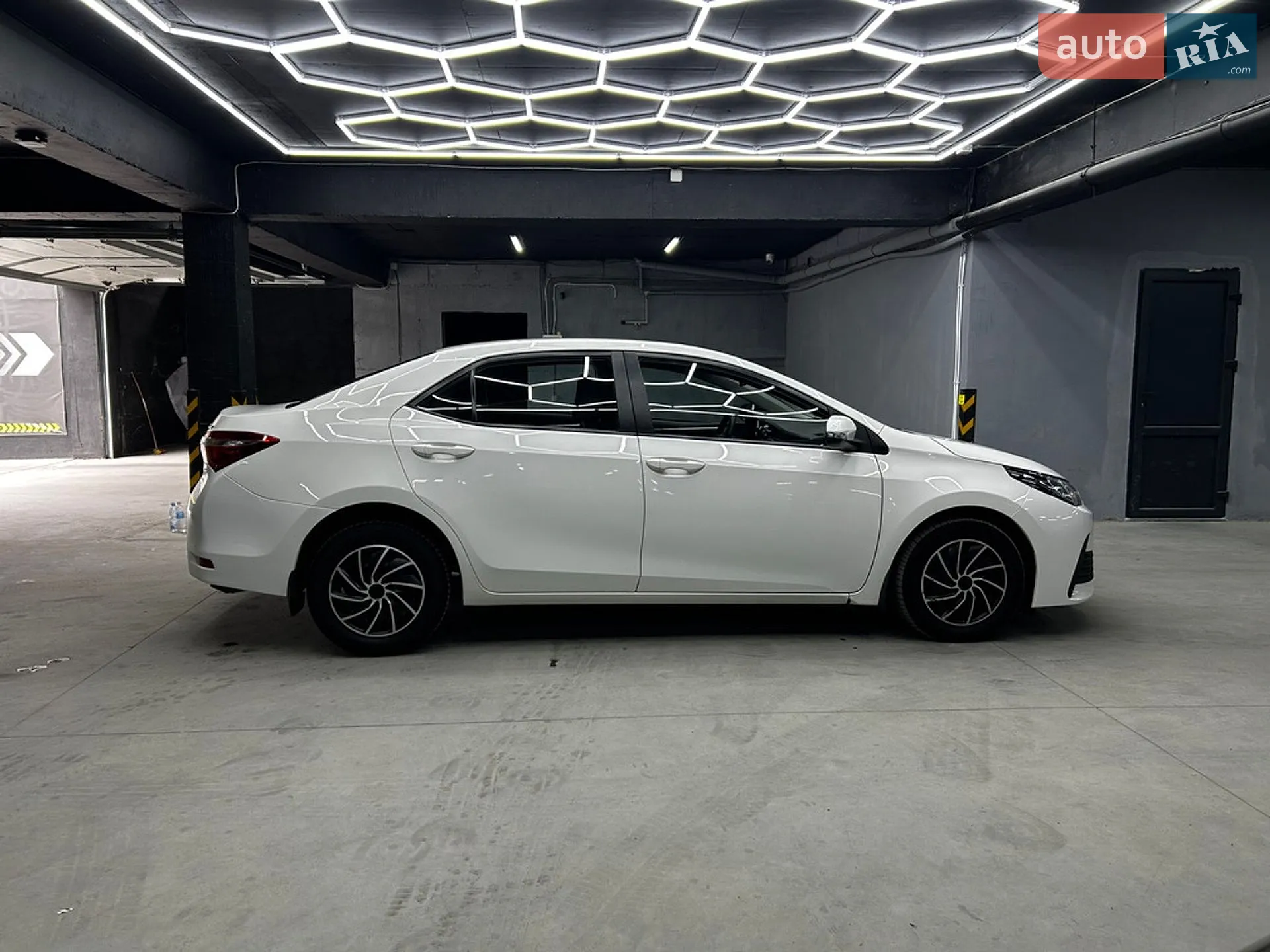 2018 Toyota Corolla - мініатюра 10