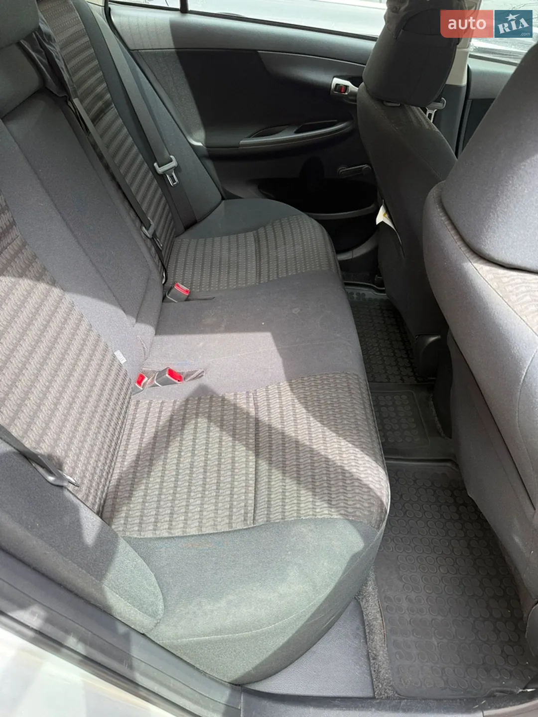 2011 Toyota Corolla - мініатюра 12