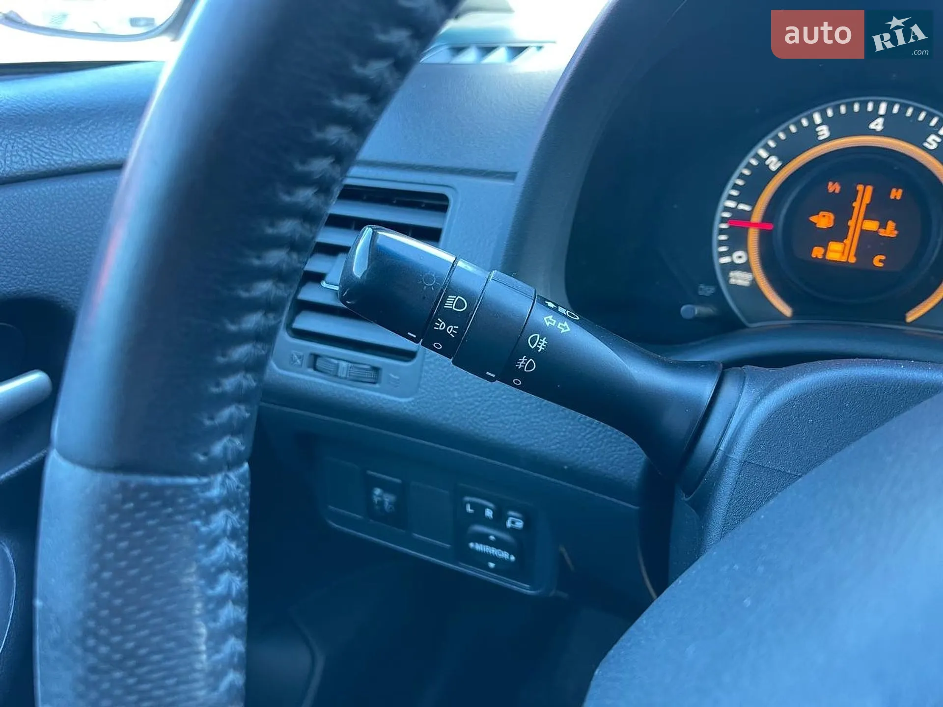 2012 Toyota Corolla - мініатюра 18