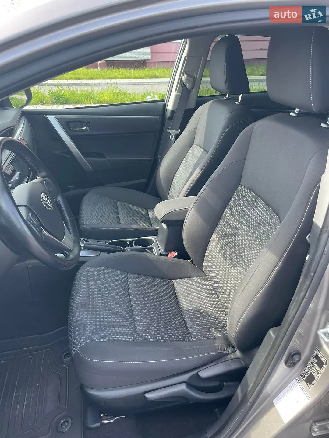 2015 Toyota Corolla - мініатюра 8