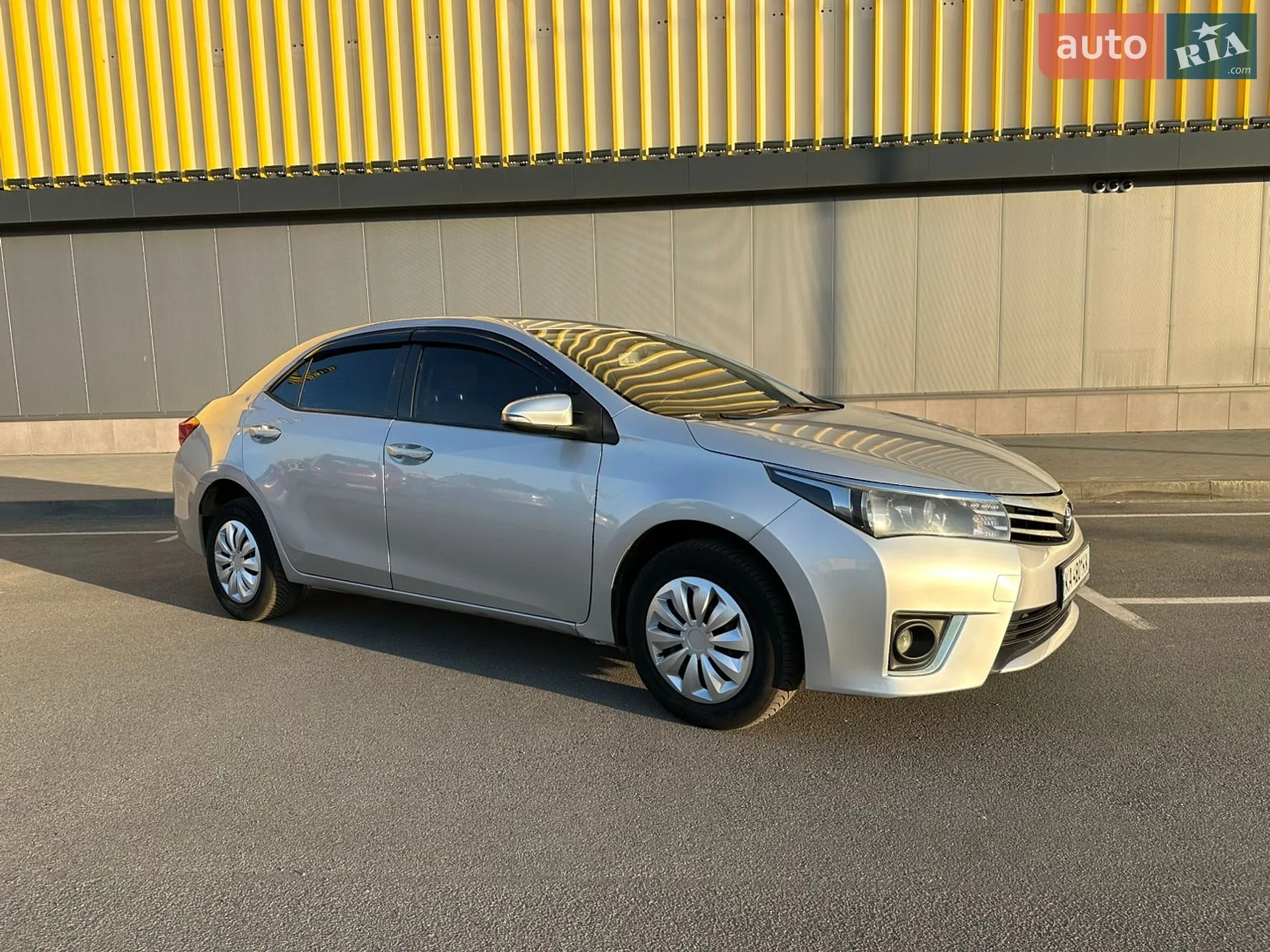 2014 Toyota Corolla - мініатюра 3