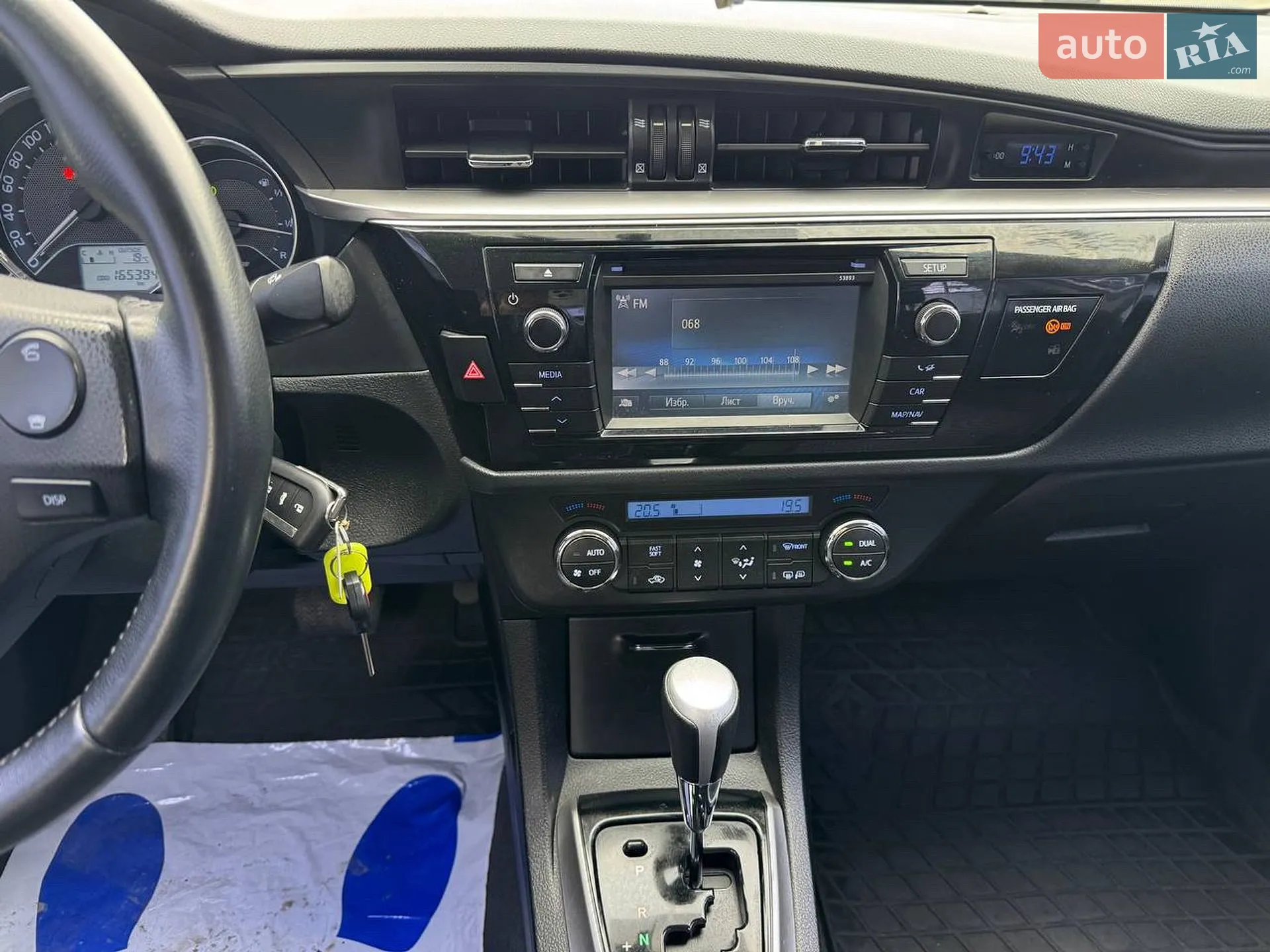 2013 Toyota Corolla - мініатюра 11