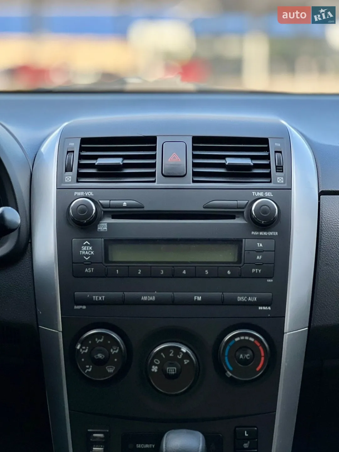 2011 Toyota Corolla - мініатюра 23