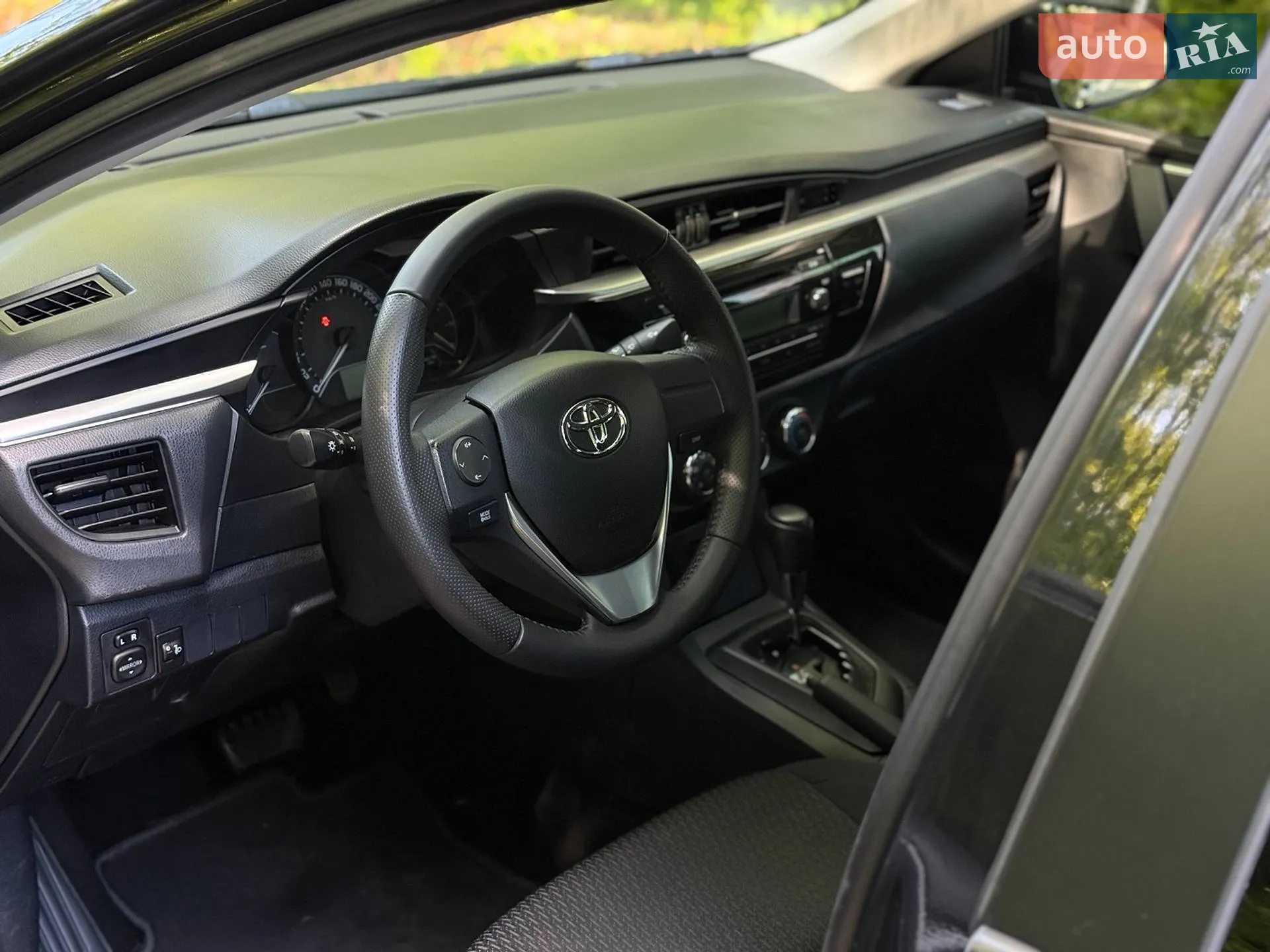 2016 Toyota Corolla - мініатюра 11