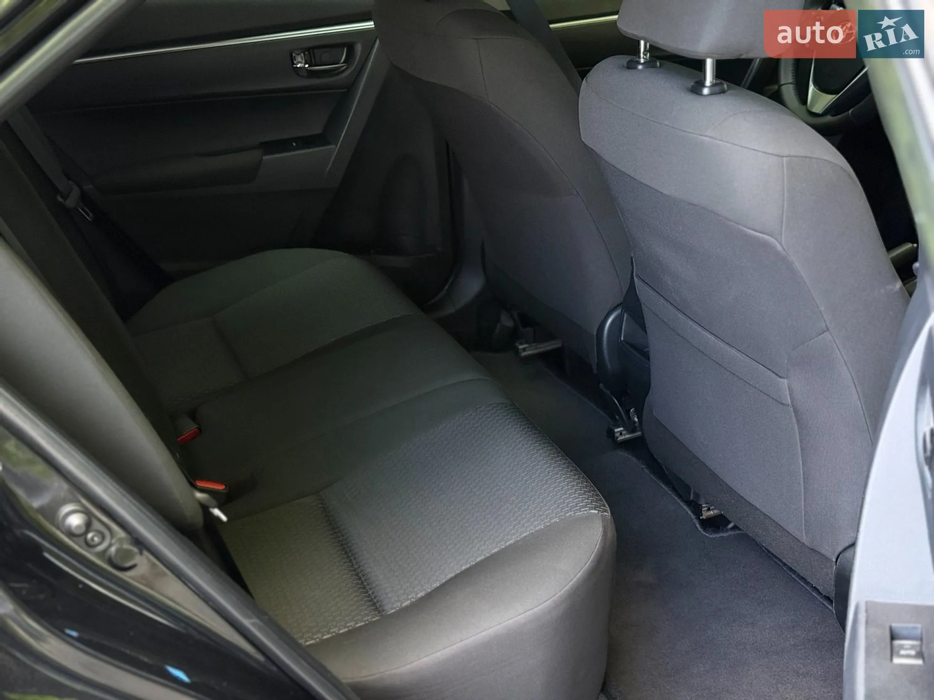 2016 Toyota Corolla - мініатюра 16