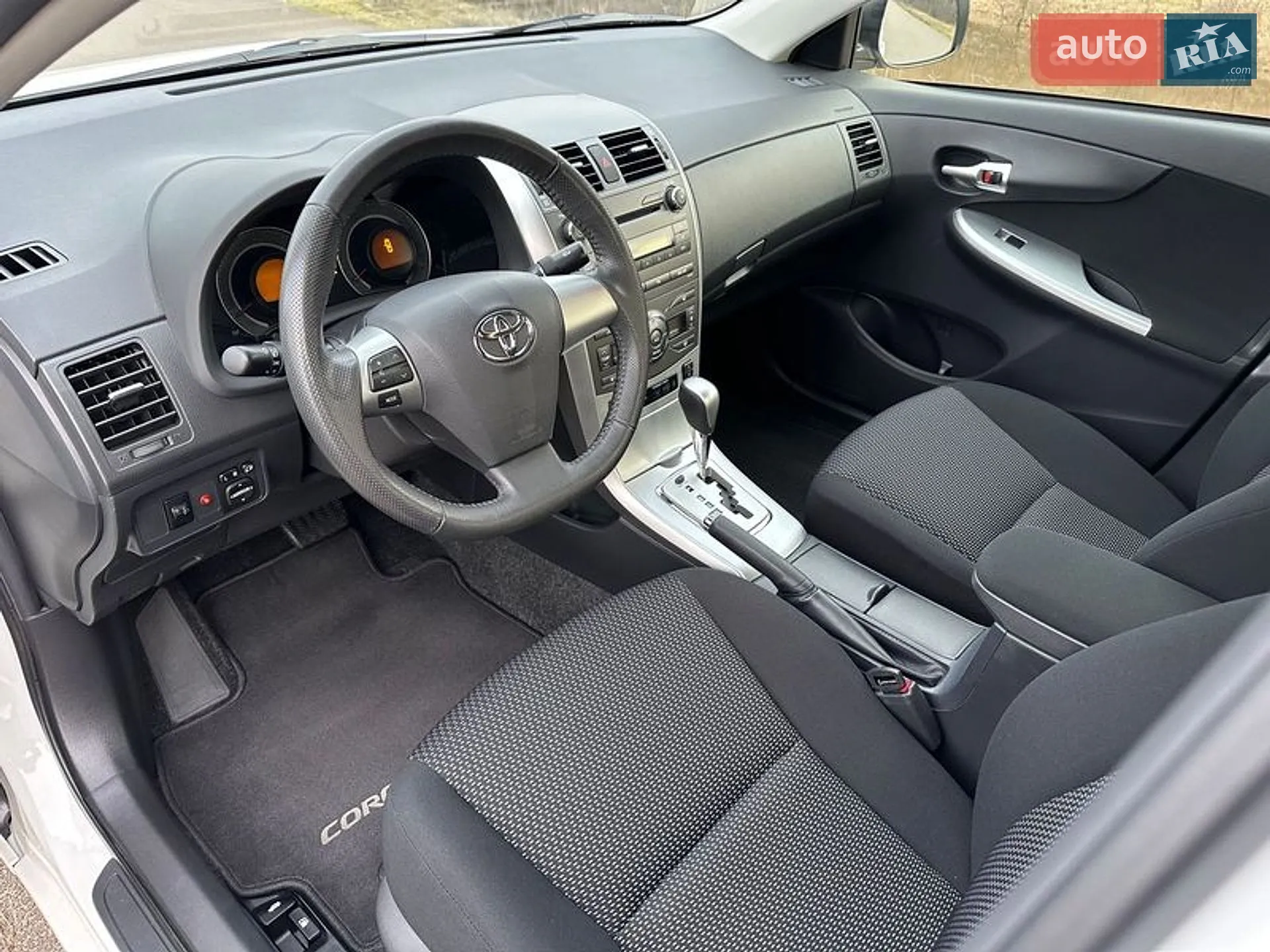 2011 Toyota Corolla - мініатюра 30