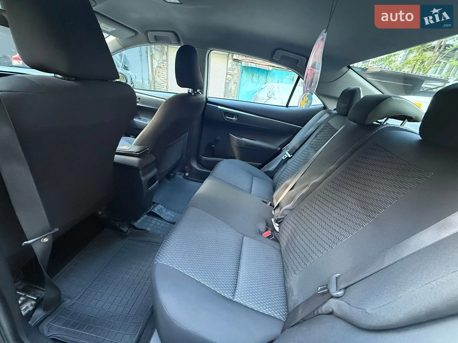 2015 Toyota Corolla - мініатюра 18