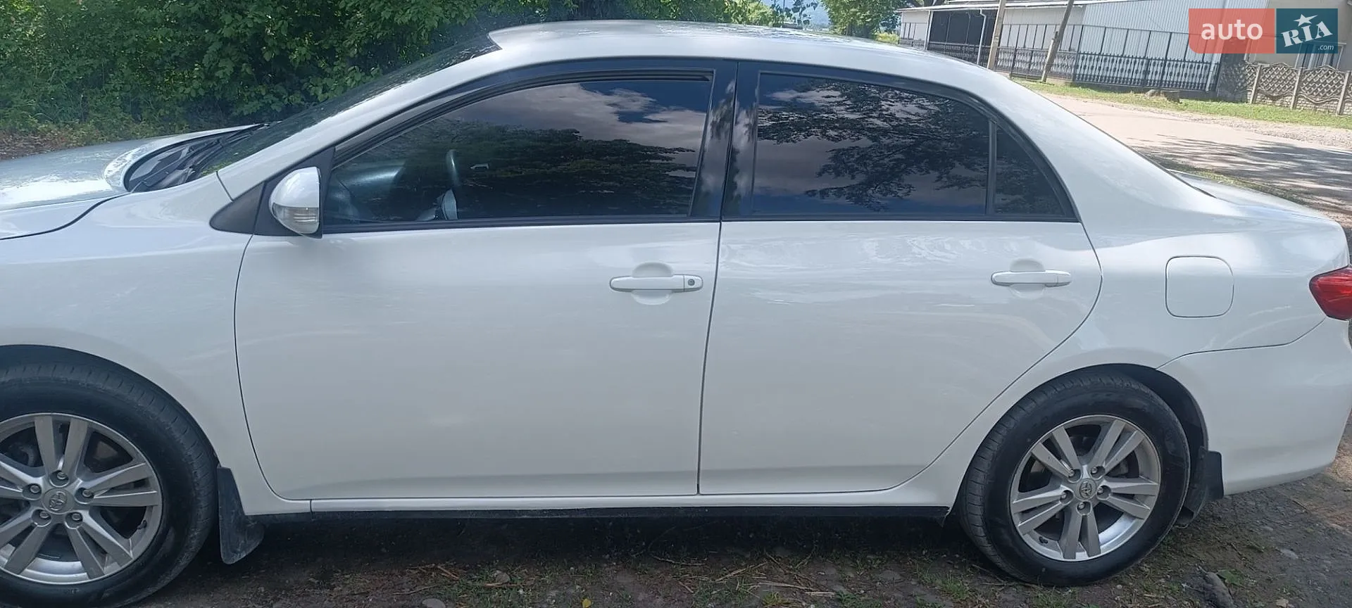 2011 Toyota Corolla - мініатюра 10