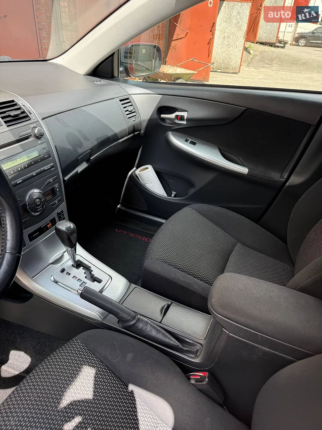 2011 Toyota Corolla - мініатюра 8