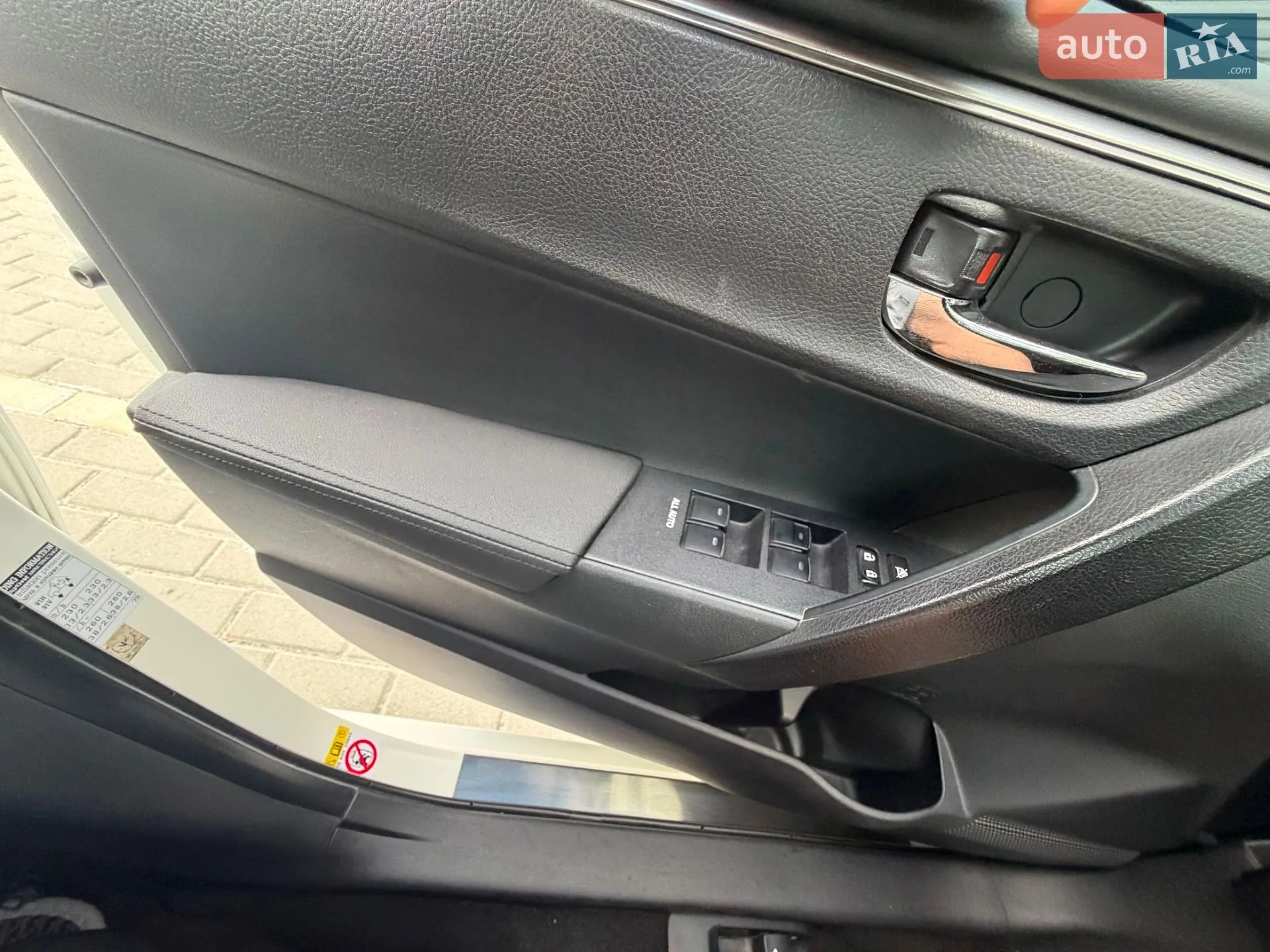 2015 Toyota Corolla - мініатюра 10