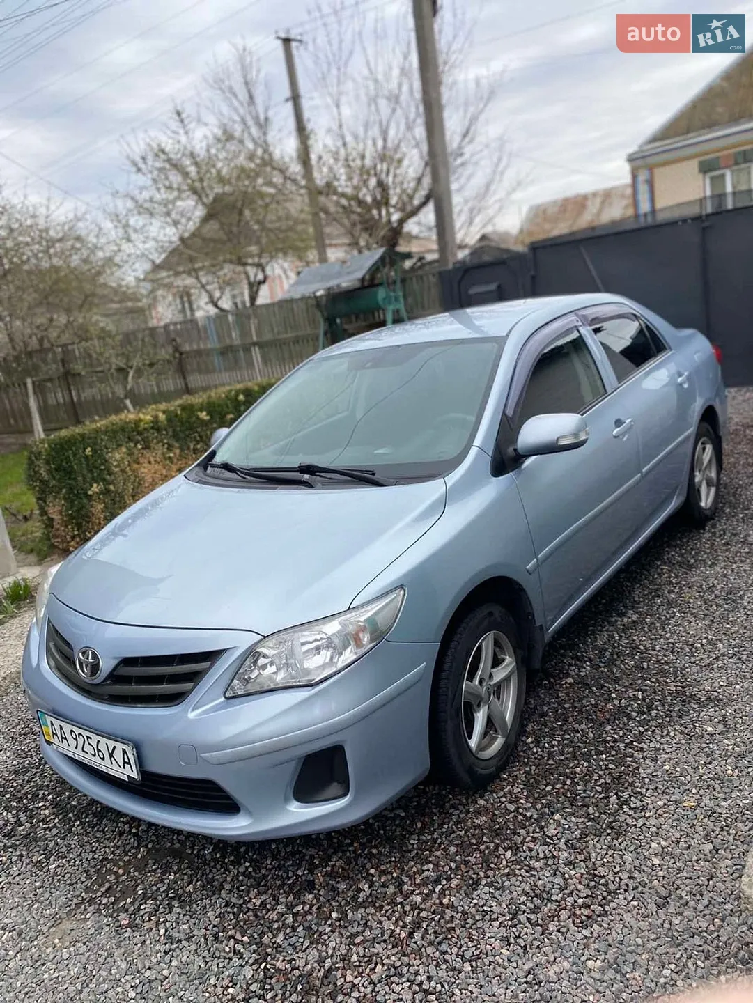 2010 Toyota Corolla - мініатюра 2