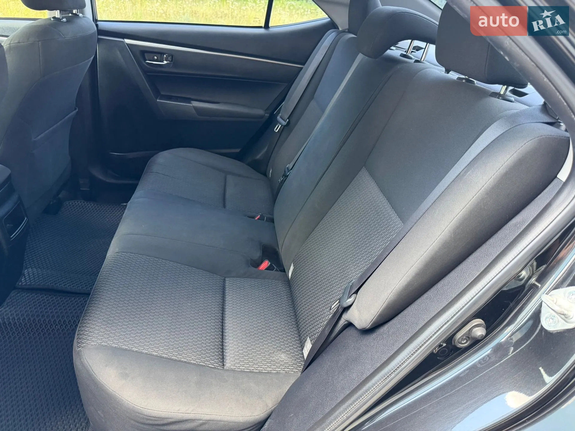 2015 Toyota Corolla - мініатюра 17