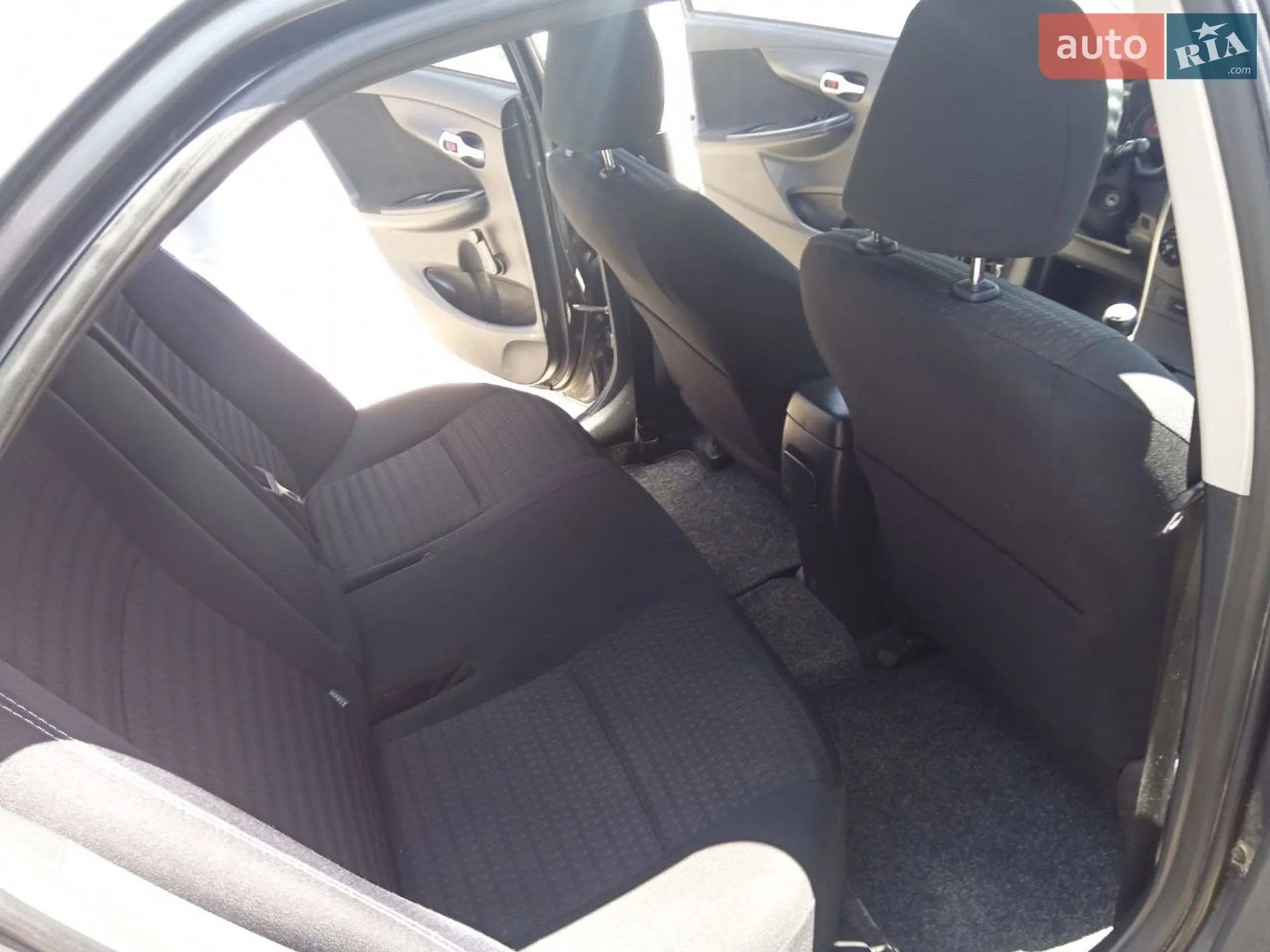 2012 Toyota Corolla - мініатюра 11