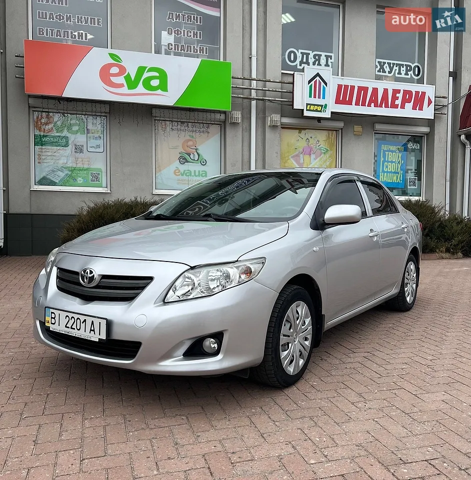 2010 Toyota Corolla - мініатюра 7