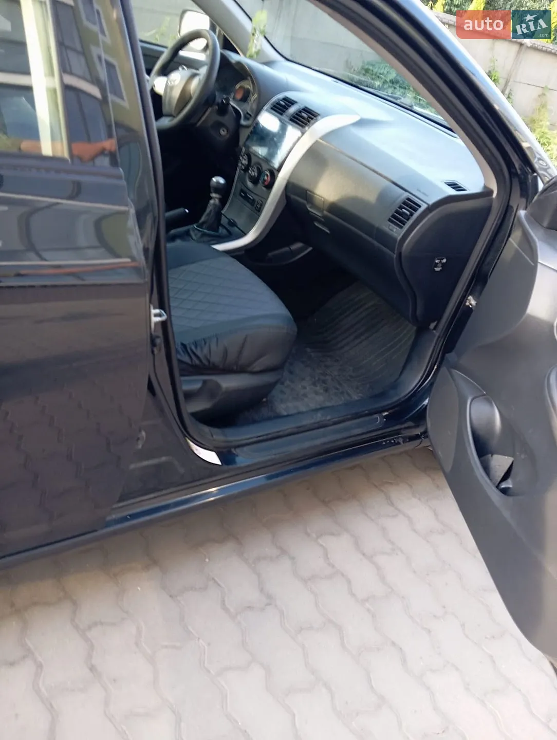 2011 Toyota Corolla - мініатюра 8