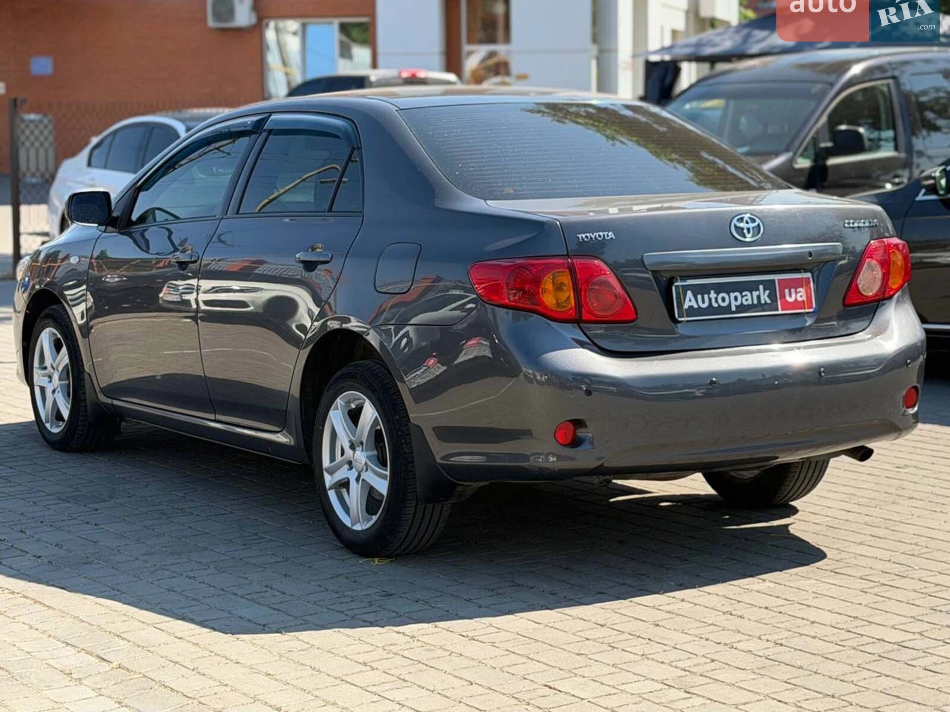 2010 Toyota Corolla - мініатюра 8