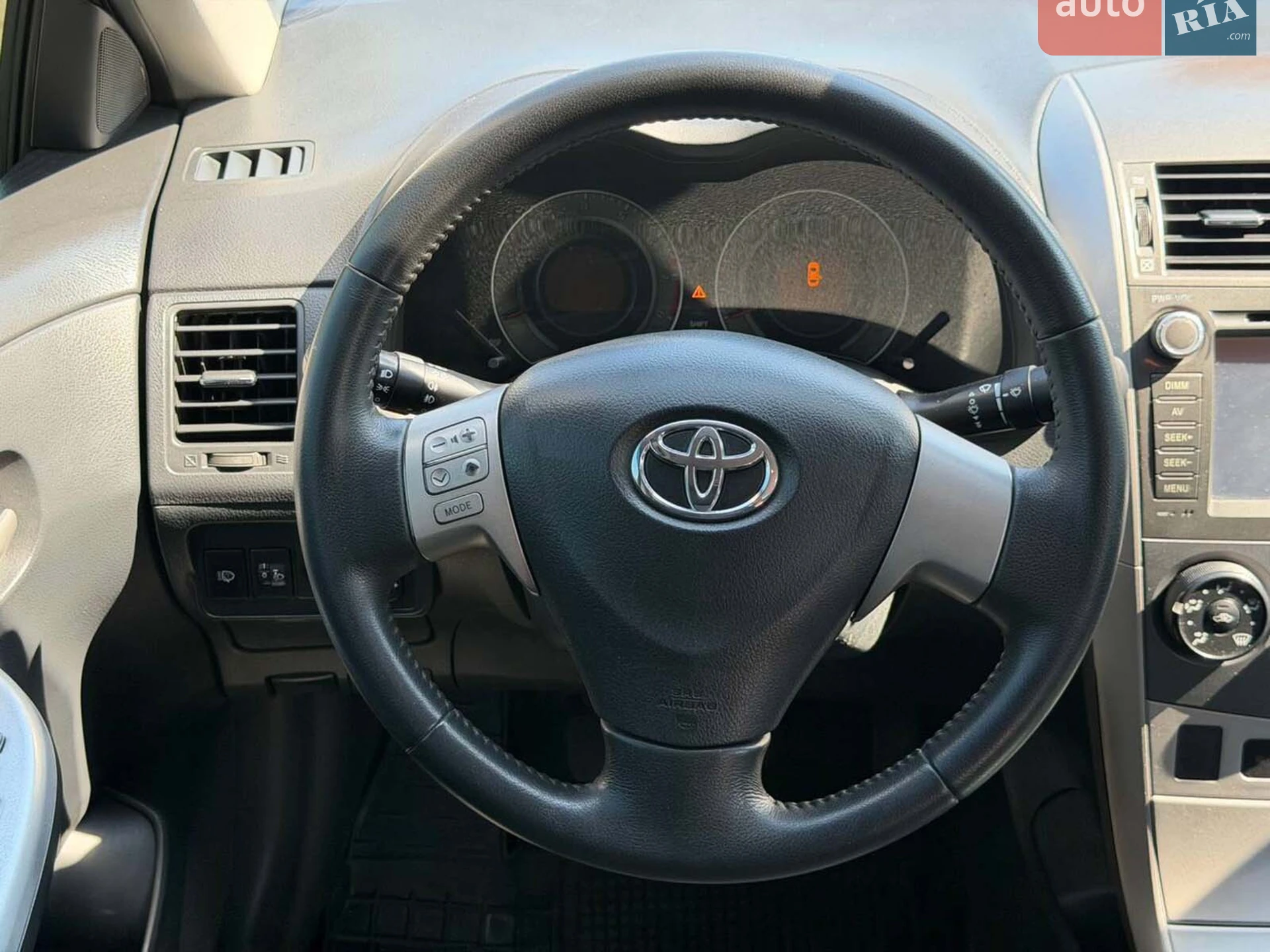 2010 Toyota Corolla - мініатюра 14