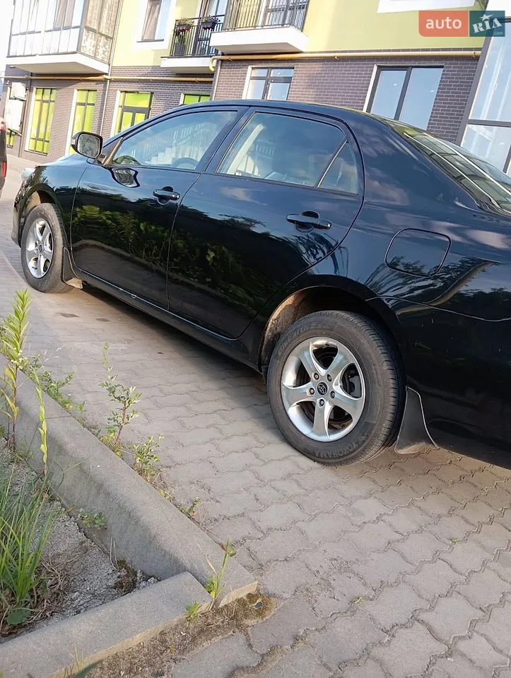 2010 Toyota Corolla - мініатюра 16