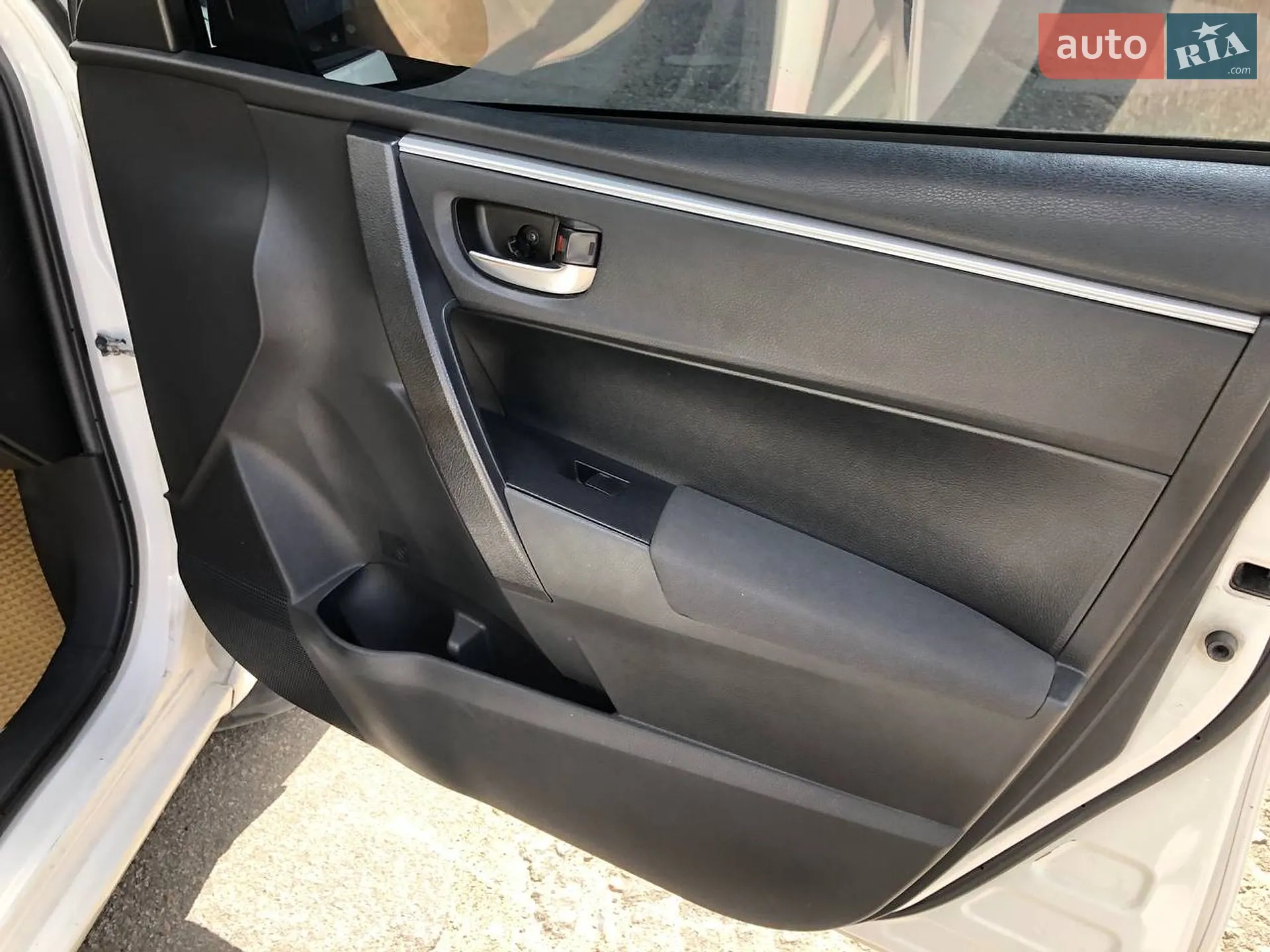 2016 Toyota Corolla - мініатюра 17