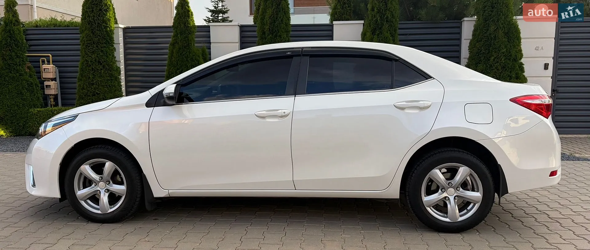 2013 Toyota Corolla - мініатюра 20