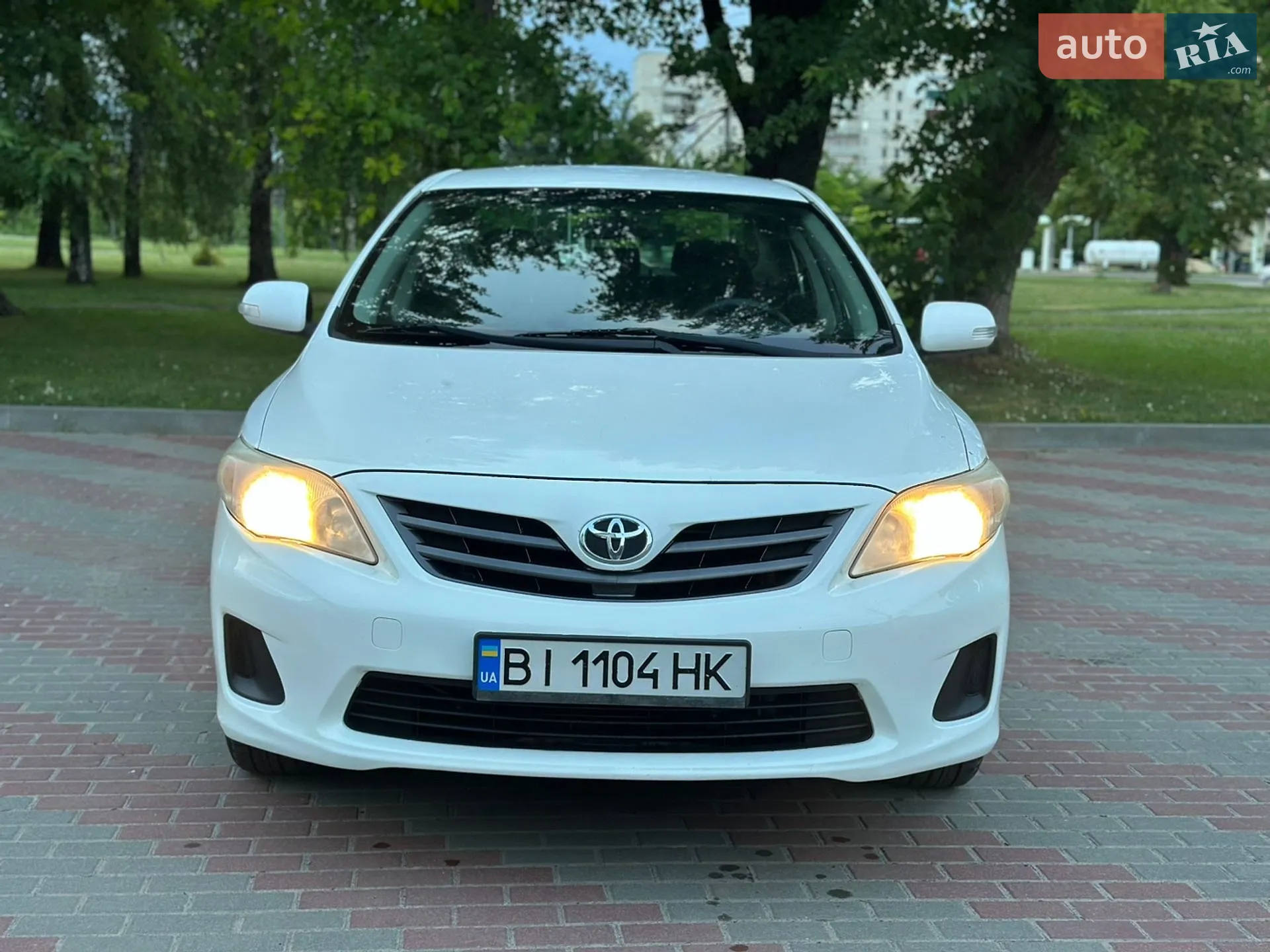 2011 Toyota Corolla - мініатюра 2