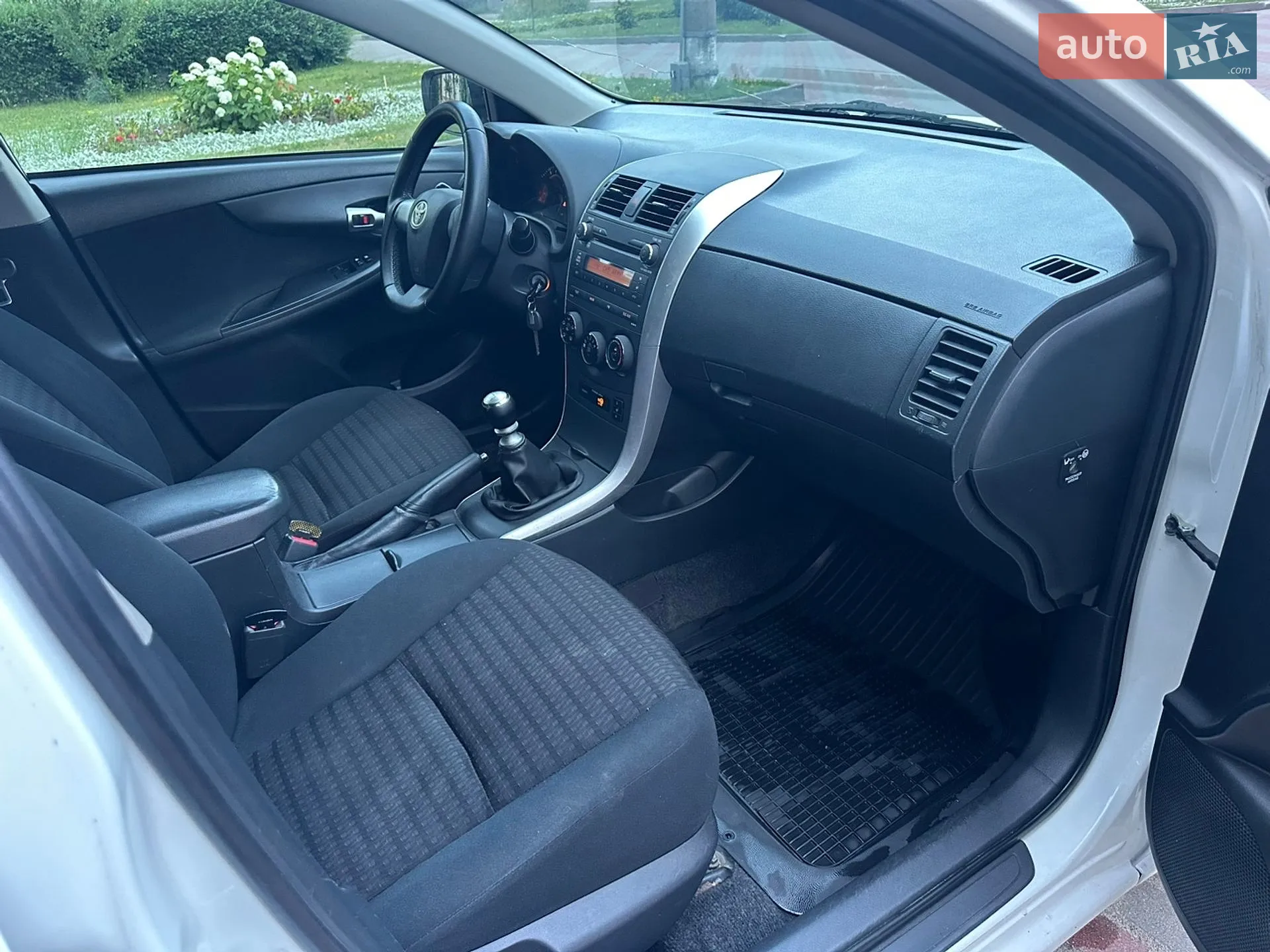 2011 Toyota Corolla - мініатюра 19