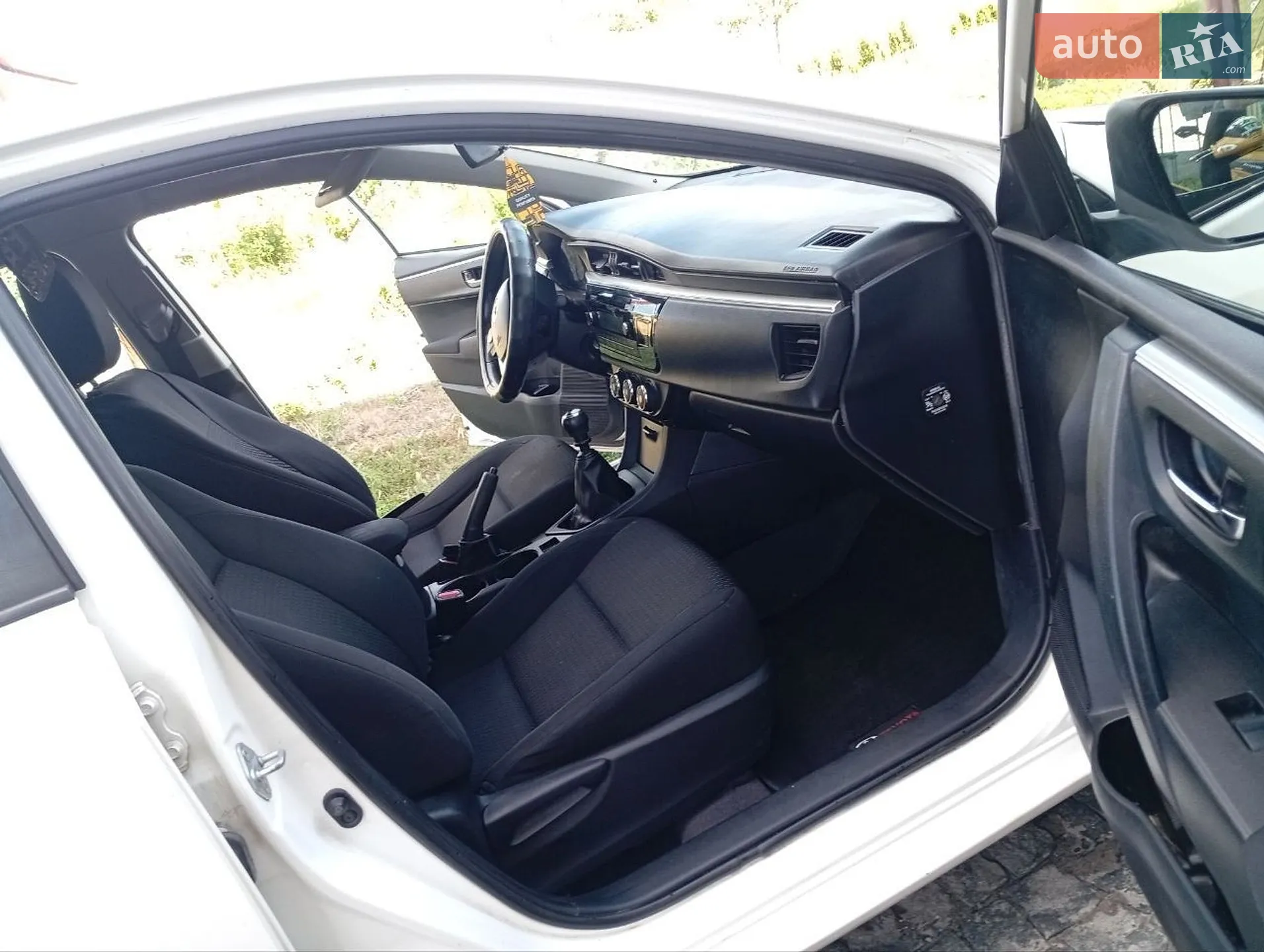 2013 Toyota Corolla - мініатюра 2