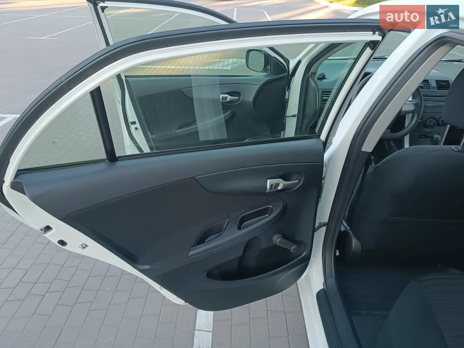 2013 Toyota Corolla - мініатюра 6