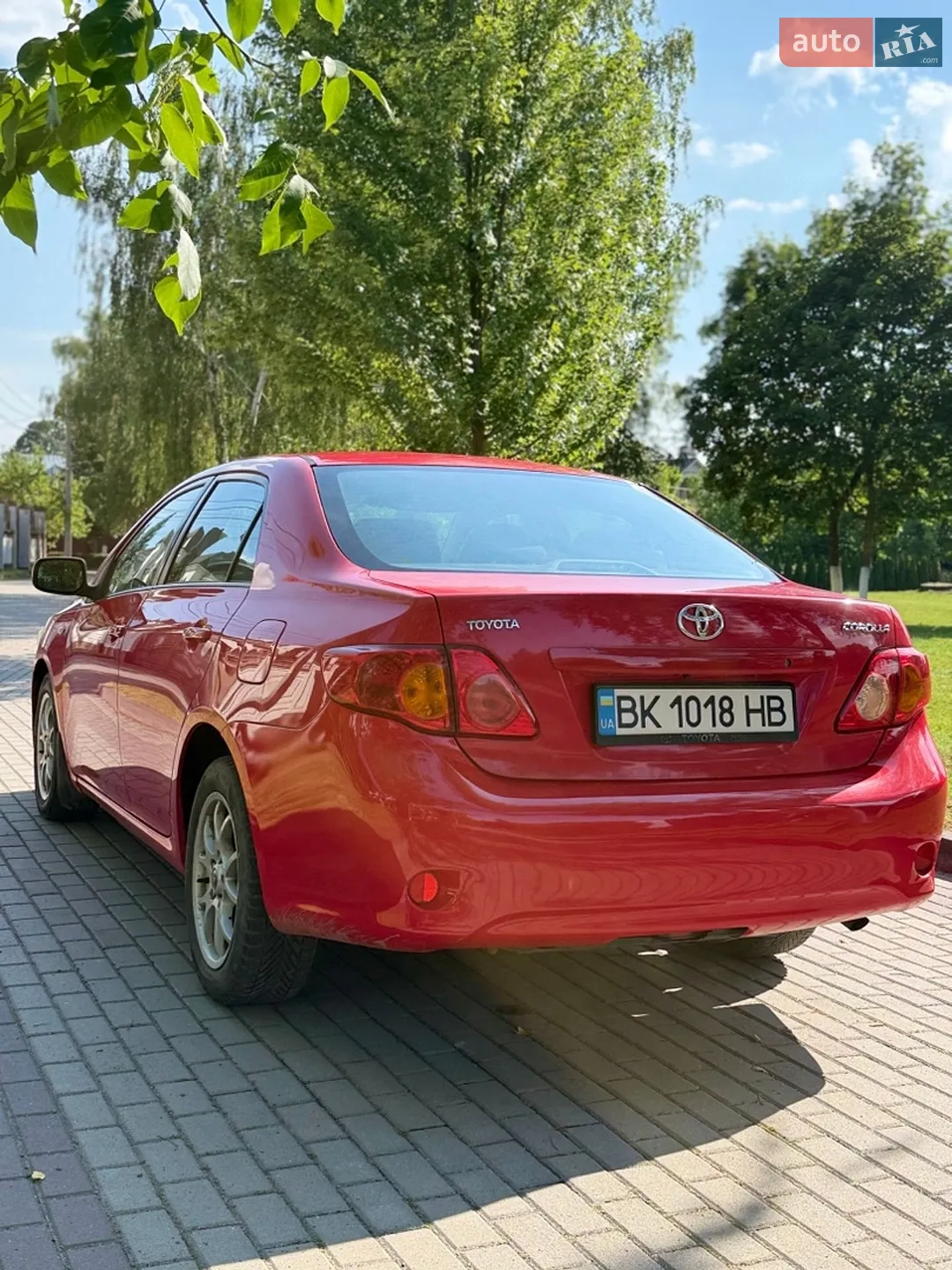 2010 Toyota Corolla - мініатюра 2