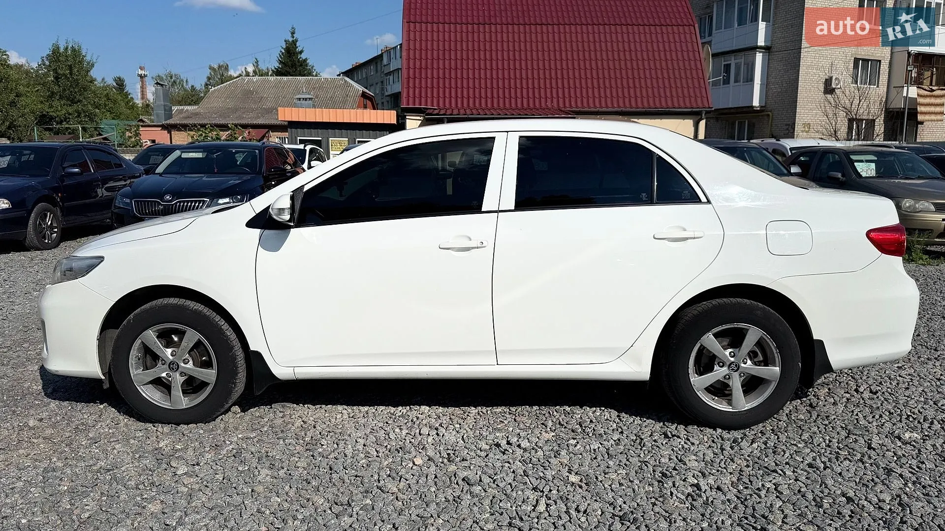 2010 Toyota Corolla - мініатюра 9