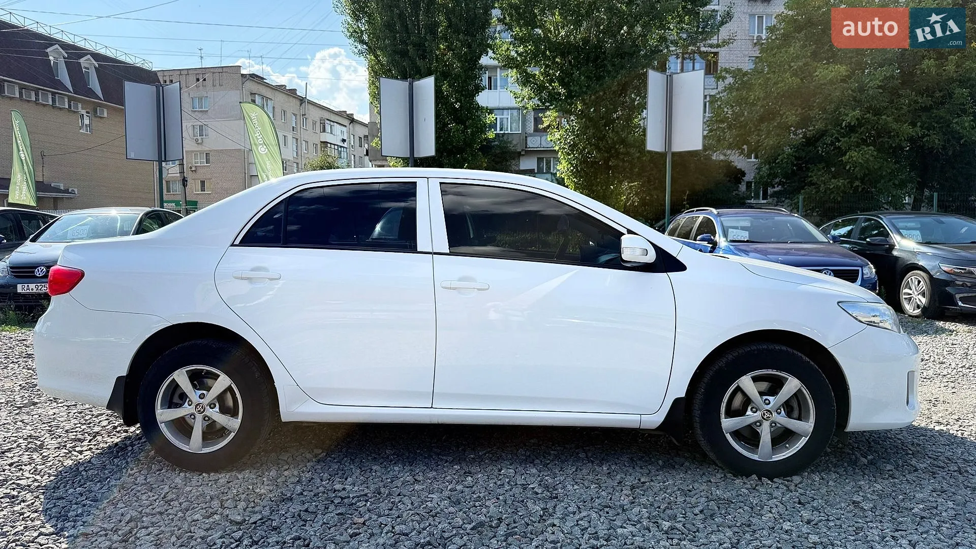 2010 Toyota Corolla - мініатюра 16